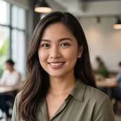 Mia G.